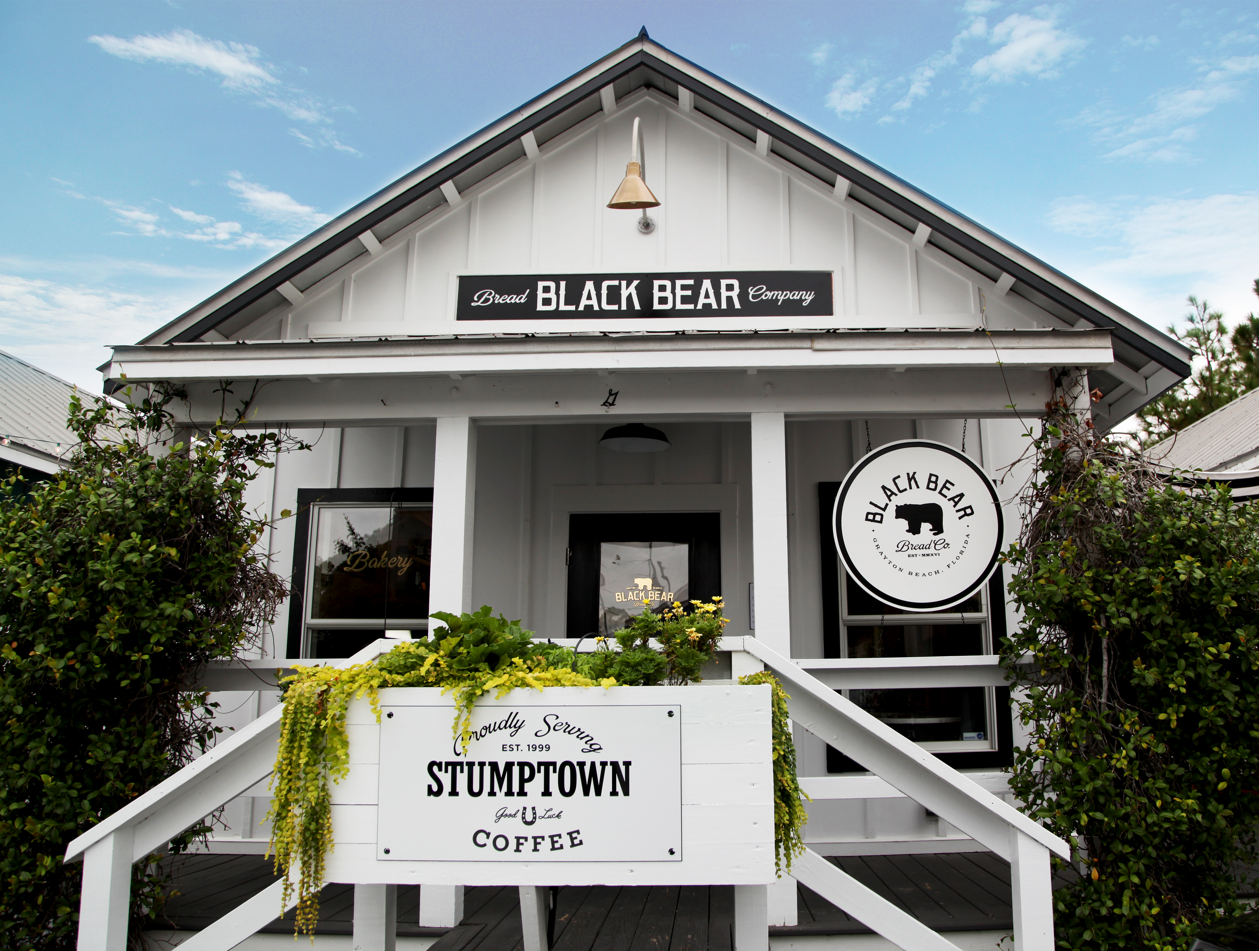Exterior of Black Bear Bread Co. in Grayton Beach
