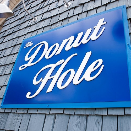The Donut Hole logo.